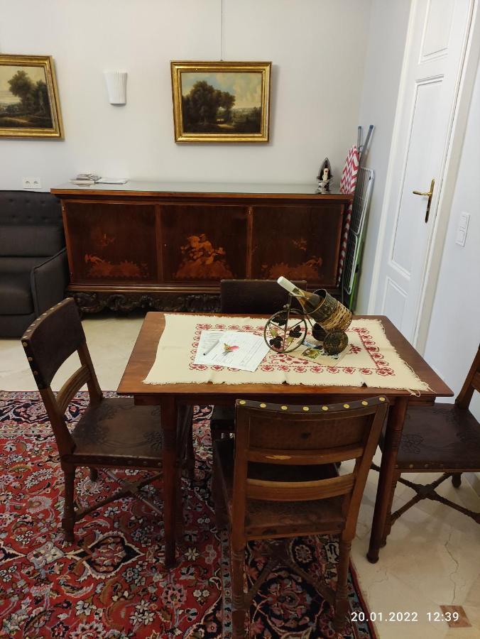 Living Center Apartament *