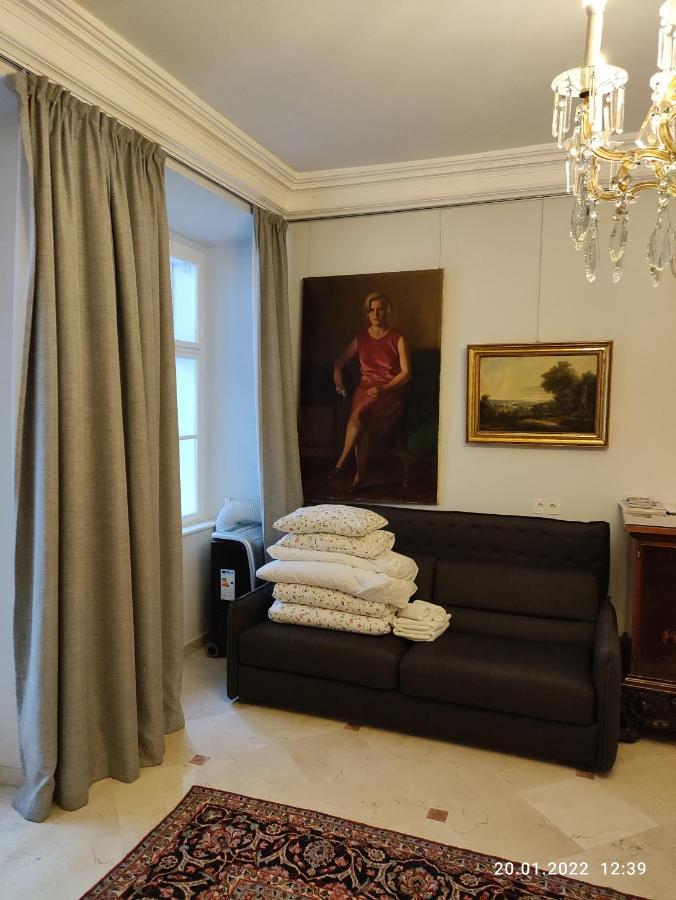 Living Center Apartament *