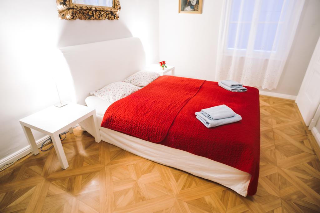 Living Center Apartament *