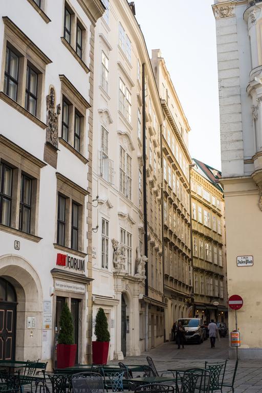 Living Center Wien